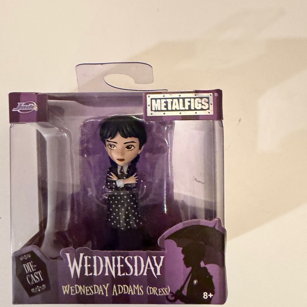 Wednesday Addams Metalfigs Figure‎